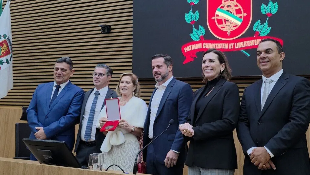 Homenagem Grupo Mendes vereador Sérgio Santana Câmara Santos